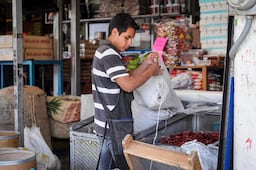 Crece sueldo de personal de comercios al por mayor en Querétaro