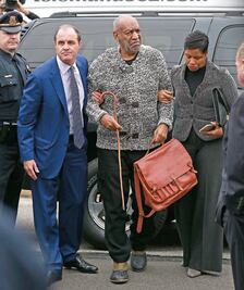 Cosby sale bajo fianza con 1 mdd