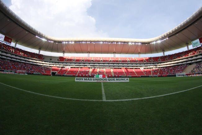 Semivacío, lució el estadio Chivas al reanudarse el Apertura 2017 (SANDRA BAUTISTA. IMAGO7)
