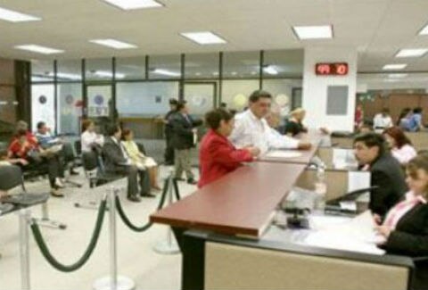 Buscan reducir trámites en comercios