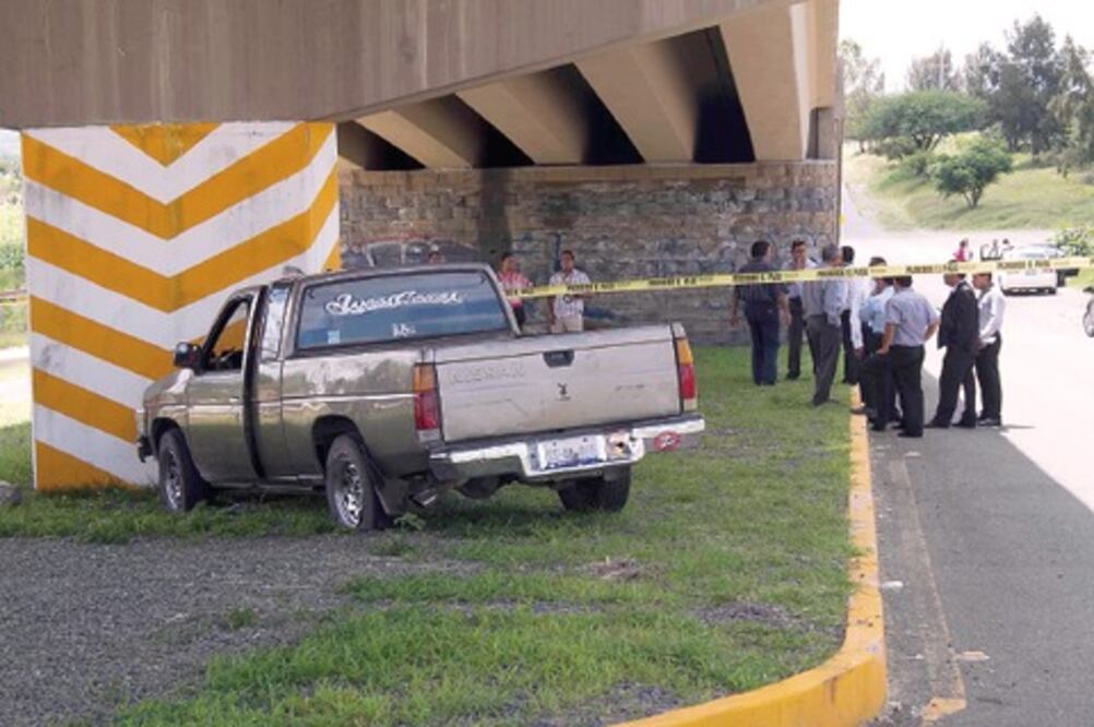  Implementan operativo para rescatar camioneta