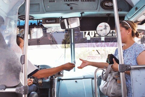 Restringen transporte por asaltos