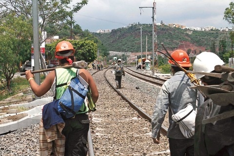 Construirán 7 km al mes del tren México-Querétaro, adelanta Mauricio Kuri