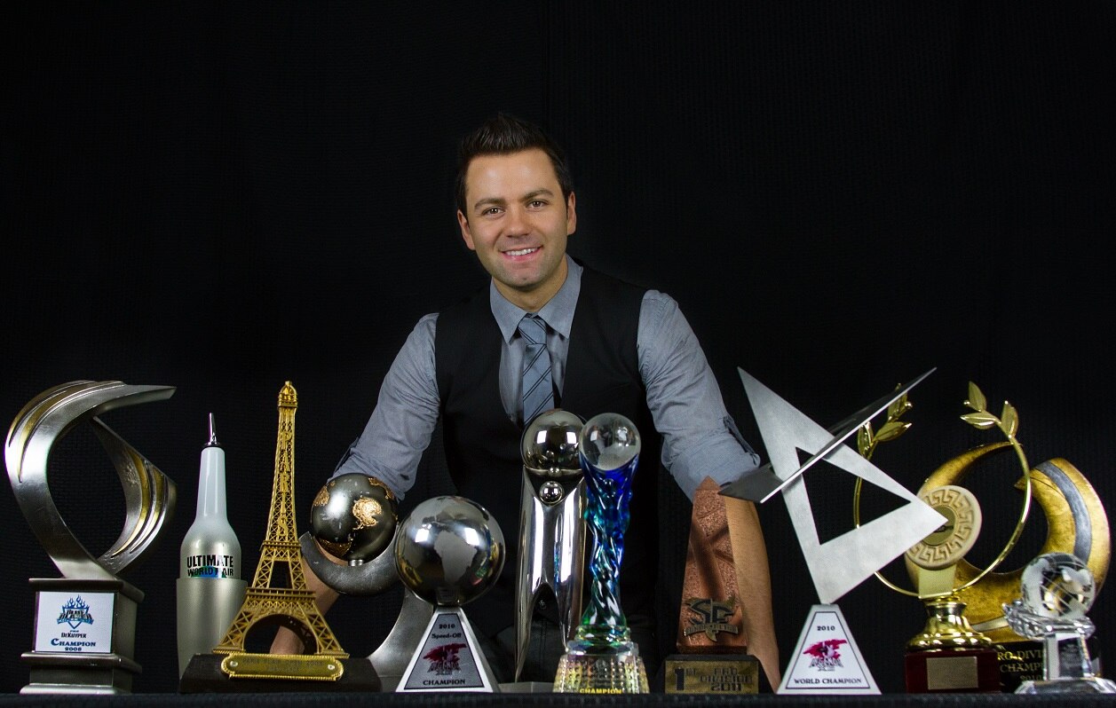 El arte de servir un coctel