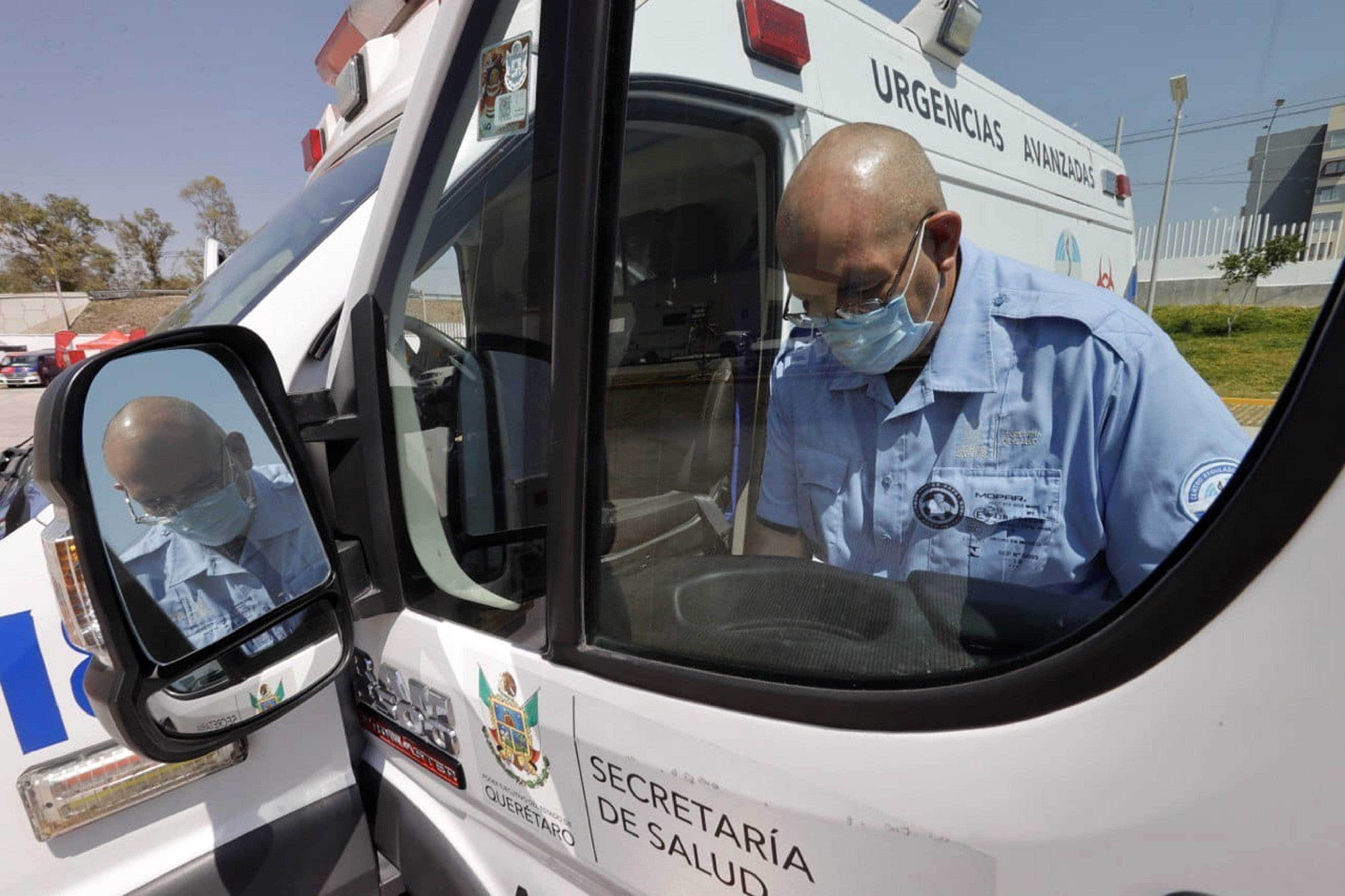 “Siempre estamos expuestos al virus”, dicen paramédicos queretanos