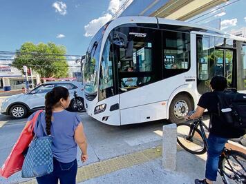 Mujeres operan la T-12, la nueva ruta de transporte público en Querétaro