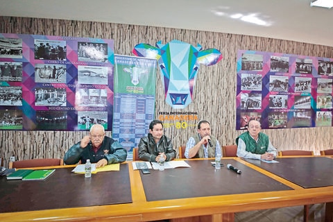 Suiza, presente en la feria ganadera: UGRQ