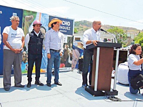 Ratifica apoyo a las familias