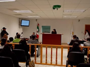 Buscan profesionalizar a estudiantes en justicia oral