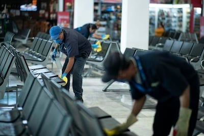 Refuerzan medidas sanitarias en el AIQ