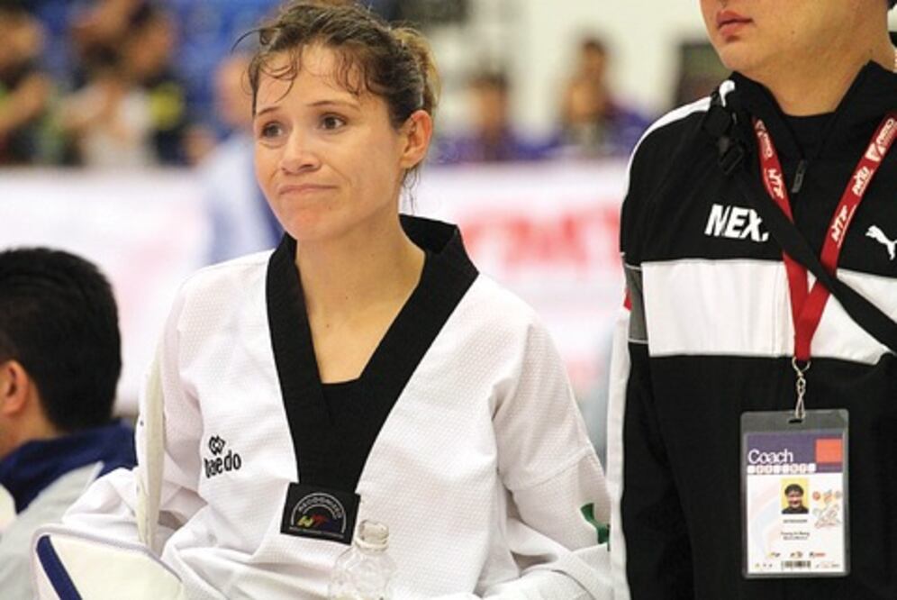 Villa se corona, por lesión del rival