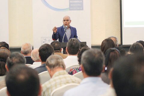 Aguilar propone cambios en movilidad