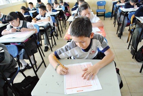 Esperan resultados 3 mil aspirantes 