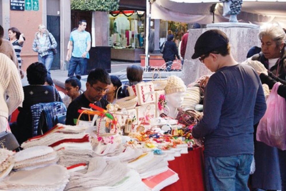 Sectores del PRI apoyan artesanos