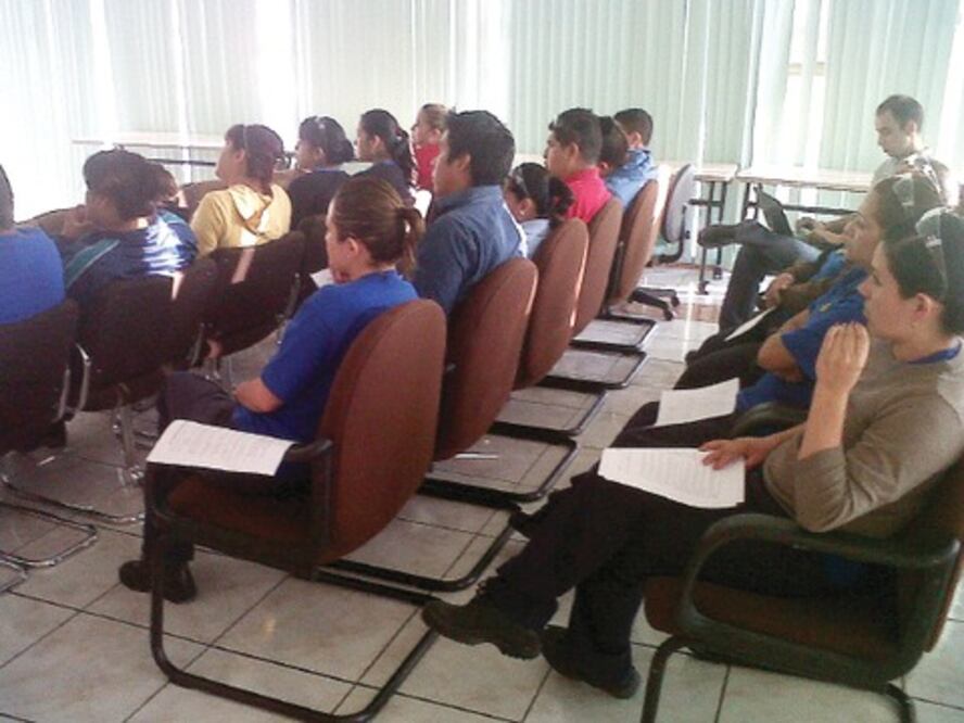 Carece SJR de expertos en rehabilitación