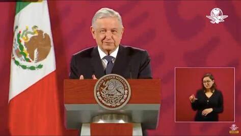 Calderón comulgó en misa ante el Papa, revira AMLO; “ya basta de hipocresías”, dice