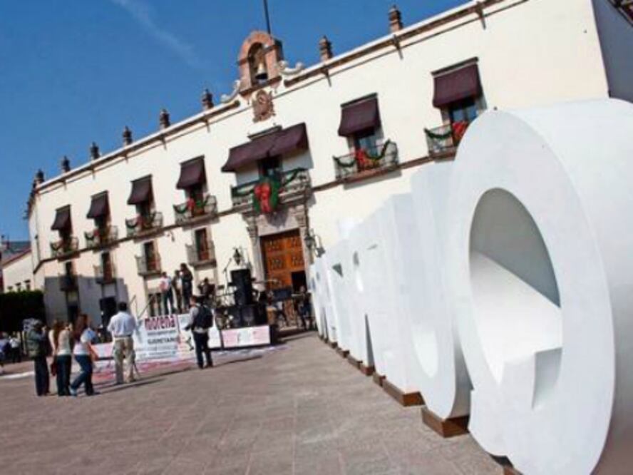 Pide Morena restitución de rutas