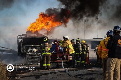 Explosión e incendio de autotanque con combustible moviliza a cuerpos de emergencia en El Marqués