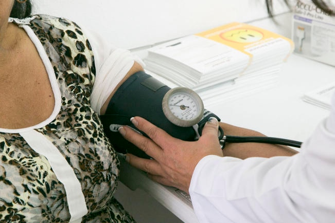 Por el alto índice de queretanos que registran problemas cardíacos, conside ra n necesario que los infantes sepan cómo actuar ante un caso de riesgo. (ARCHIVO EL UNIVERSAL)