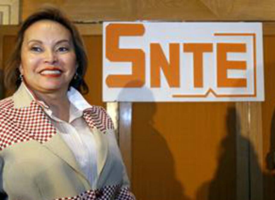 Debió pasar hace mucho: maestros