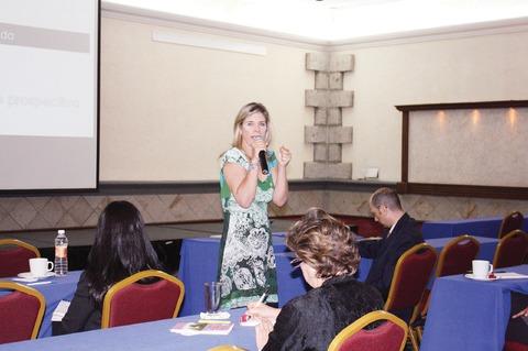 Garantiza senadora transparencia en PAN