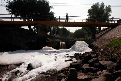Denuncian alta contaminación en río Querétaro