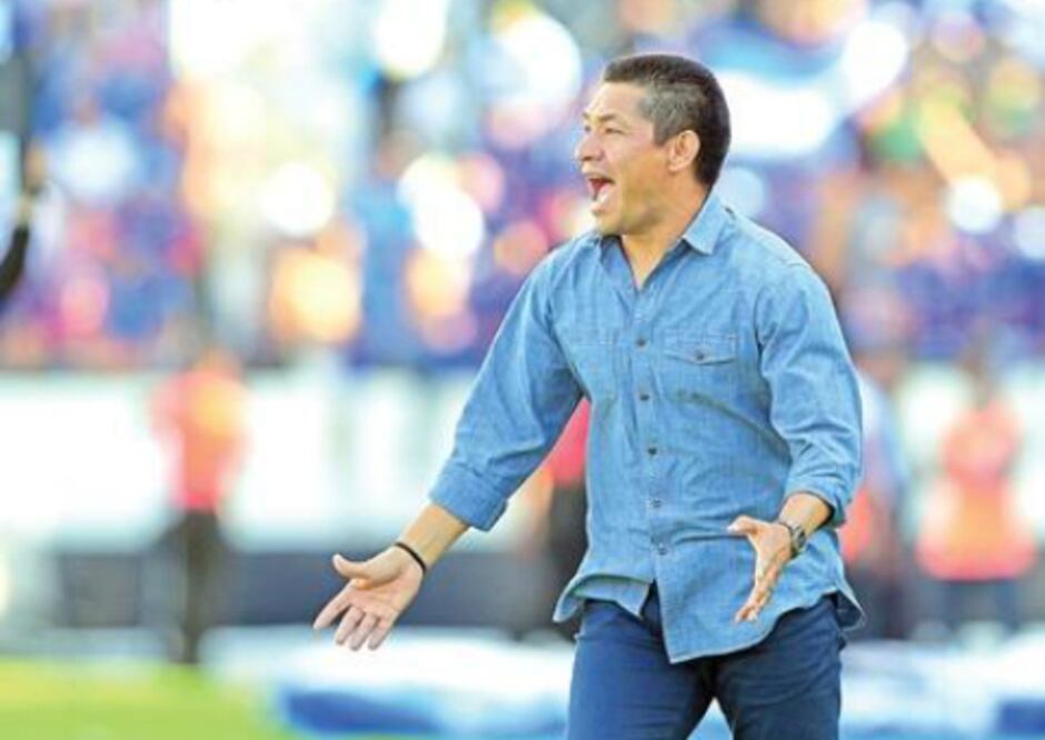 Gallos busca de lo perdido lo ganado