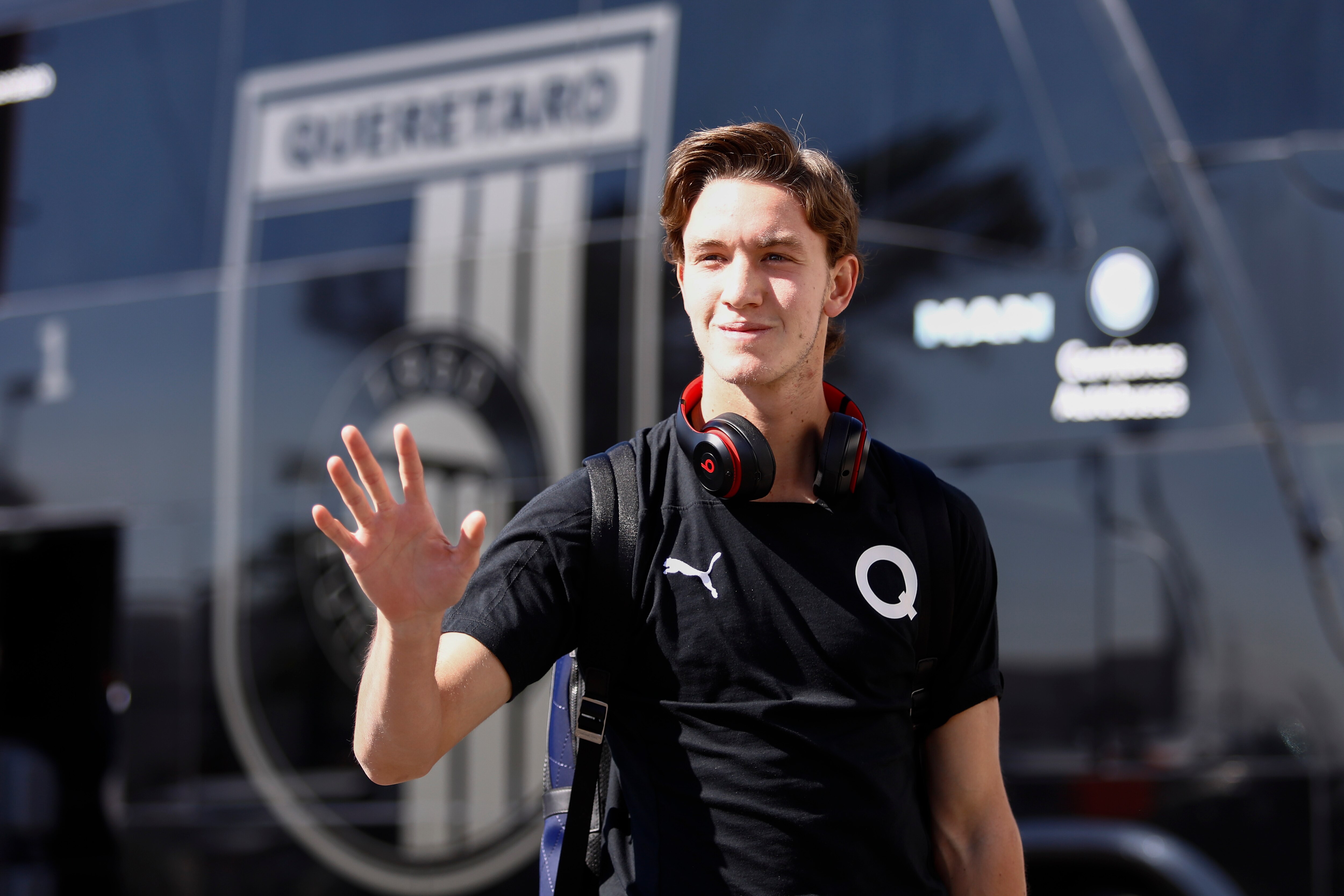 Seis queretanos en Lima