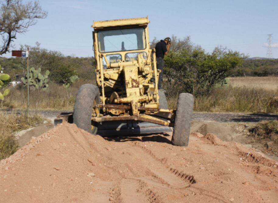 Urgen Ingenieros a agilizar permisos