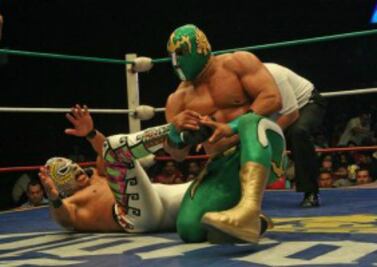 Develarán mural sobre la lucha libre en México