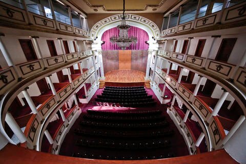 Ven opacidad por venta de recinto