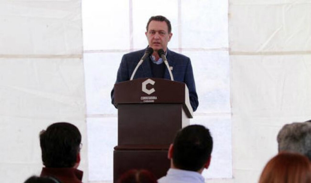 Reconocen en Texas la administración de Kuri