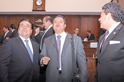 Busca Congreso local controlar a deuda