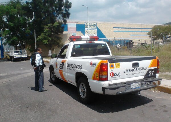 Incendio moviliza cuerpos de rescate