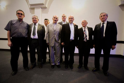 Celebran 45 años del Fray Luis de León