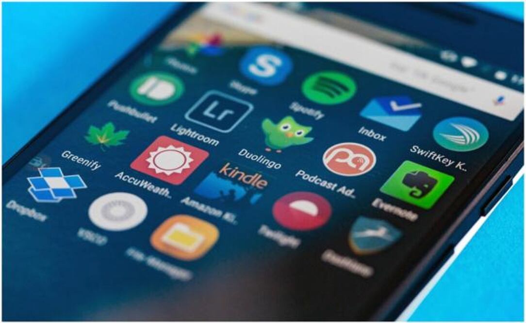 Solo necesitamos instalar una app y realizar los pasos en una computadora