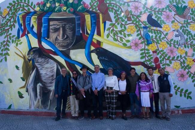 Presentan mural Los Mensajeros del Creador en el Gómez Morín