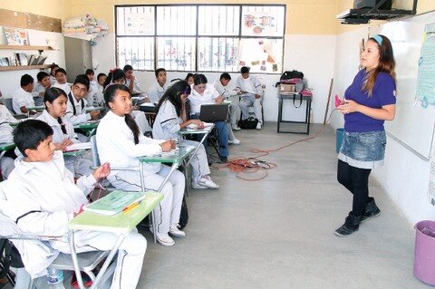 Lanzan campaña en Tequis contra embarazos juveniles