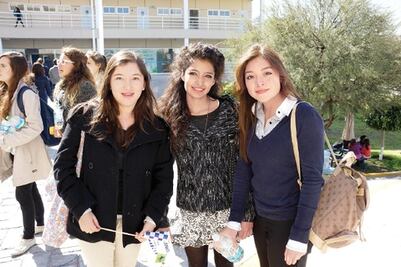 Colocan la primera piedra  