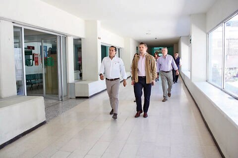 Reconocen labor de Luque en IMSS