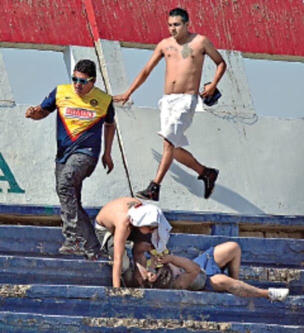 La violencia   afecta a todo el futbol
