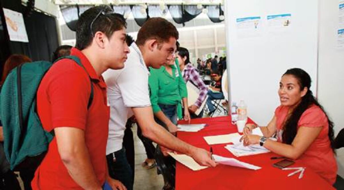 Prevén crecimiento del “outsourcing”