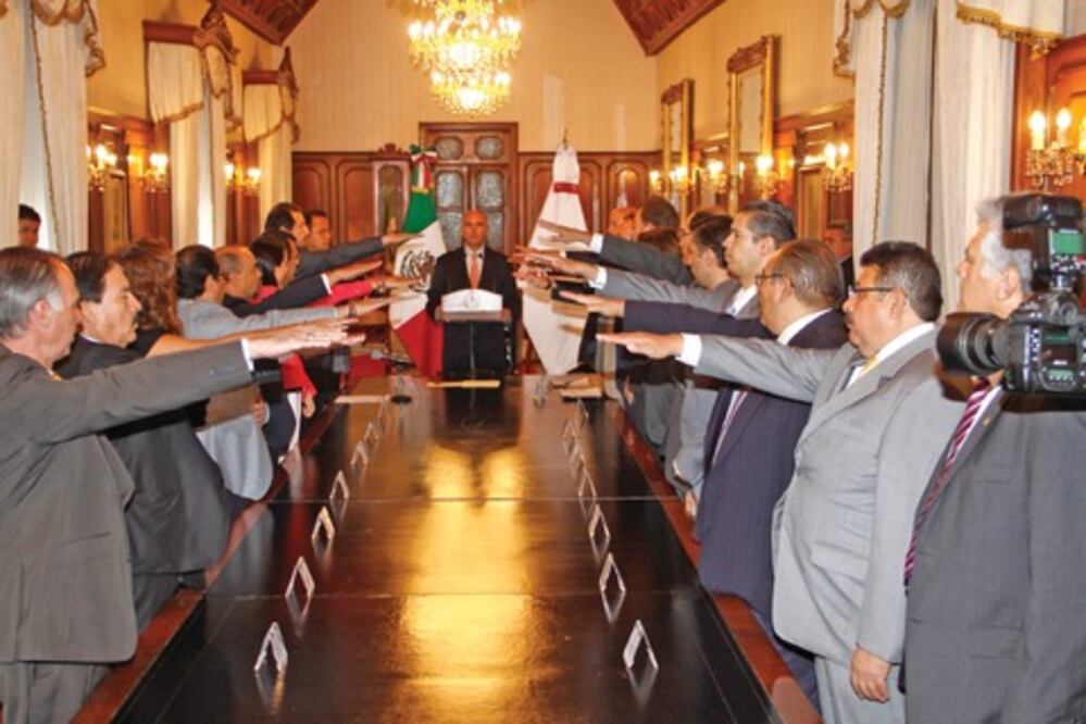 Valoran a reos para indulto