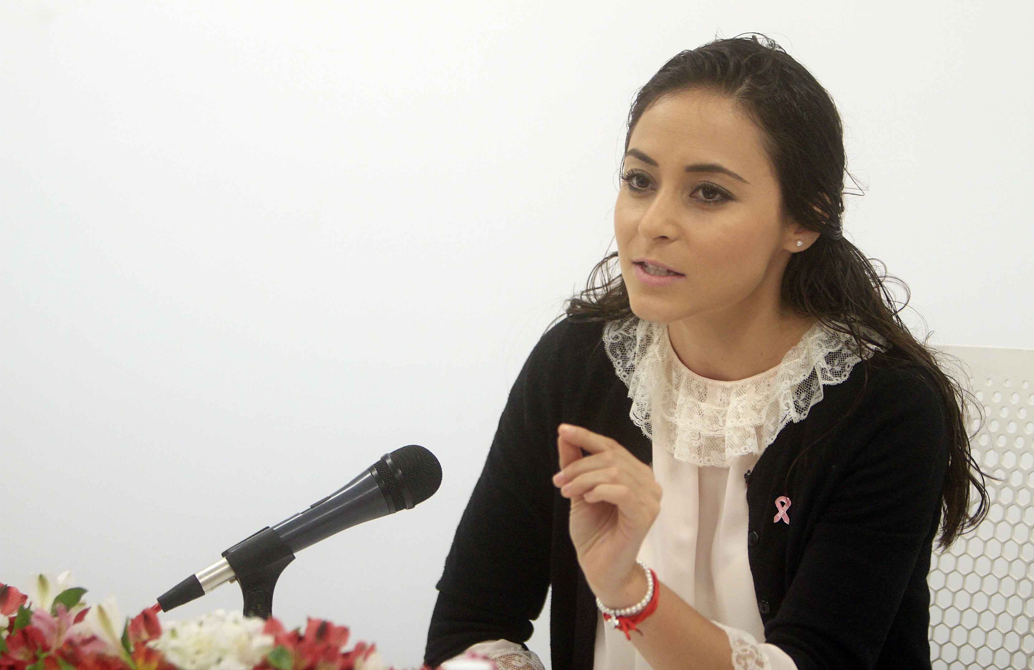 Mi ausencia fue por una llamada: María Alemán