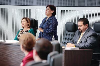 PRD y Morena, en contra de Tabla de Valores