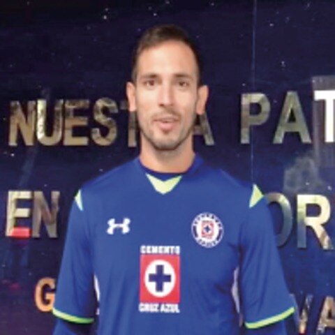 Cruz Azul presenta a Roque Santa Cruz