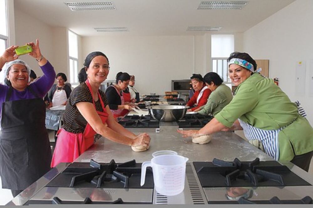 DIF trabaja por valores, dice Albarrán