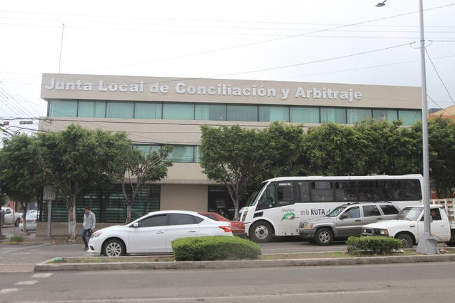 Exigen el cumplimiento y actualización de contrato