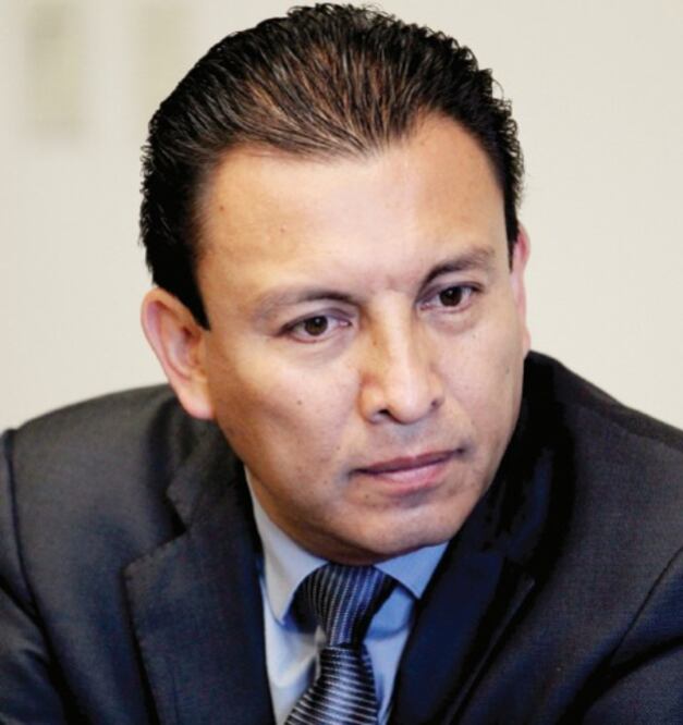 Jubilan con $69 mil al mes a ex secretario