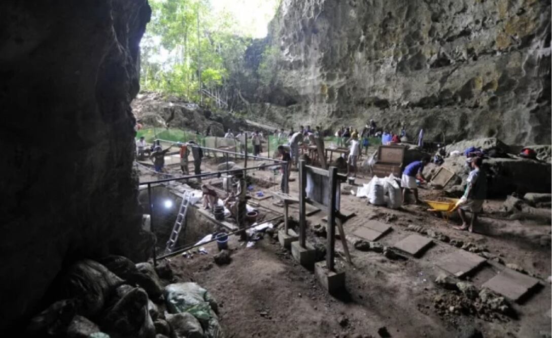 Excavaciones en la cueva de Callao, en Filipinas. Foto: MNHN